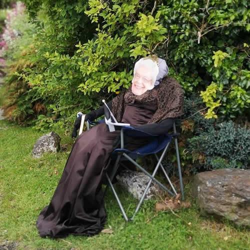 Photo Gallery Image - 'The Queen' taking a rest under a tree